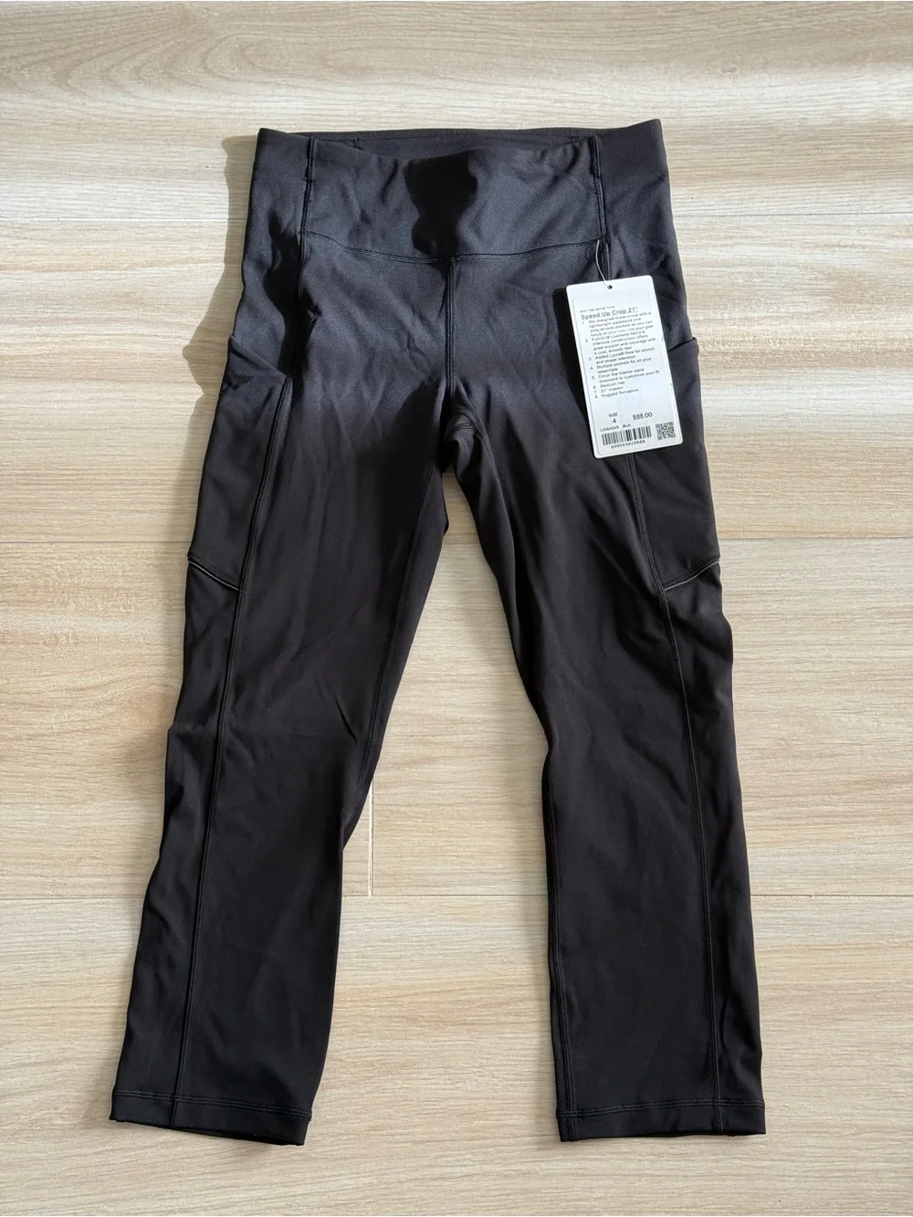 lululemon athletica Black Speed Up Cropped  Capri Leggings